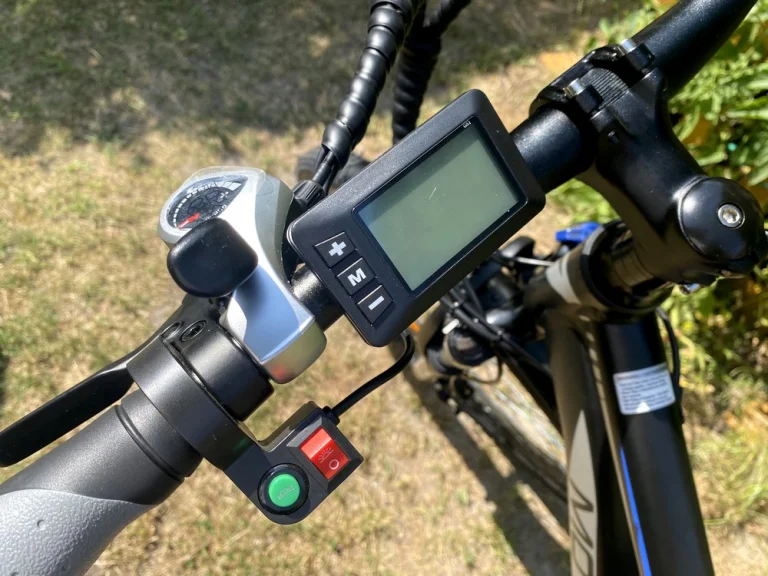 Test de vélo électrique Motus City MYT2022 18