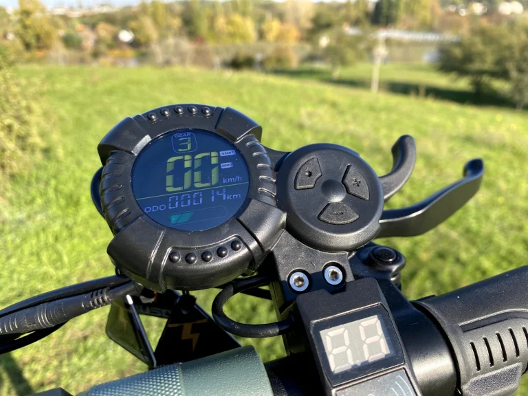 Prueba 1 del patinete eléctrico Ausom GX14