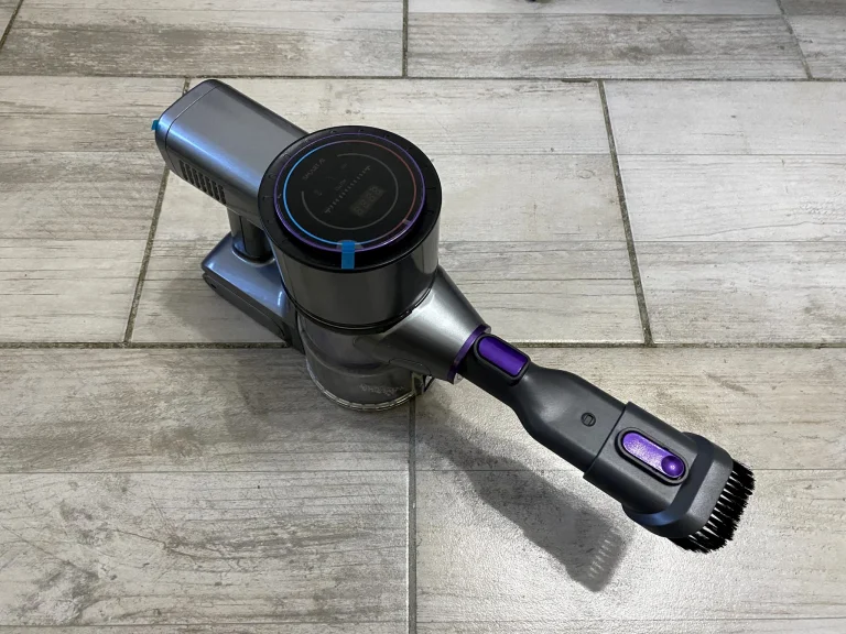 Test 40 de l'aspirateur stationnaire SmartAI P4
