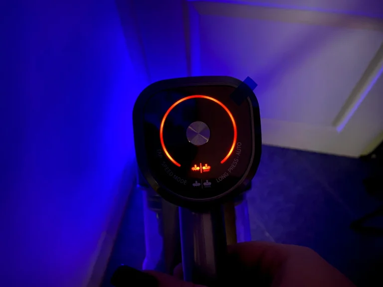 Test 40 de l'aspirateur stationnaire SmartAI P19
