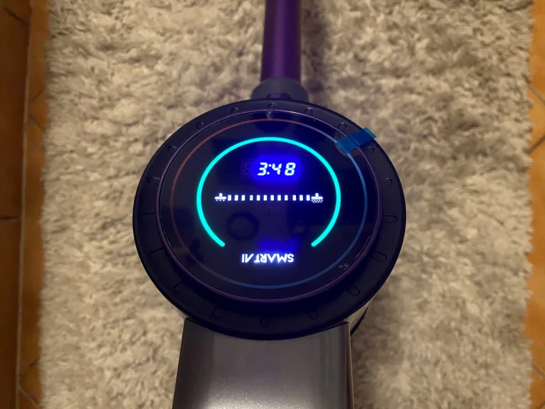 Test 40 de l'aspirateur stationnaire SmartAI P22