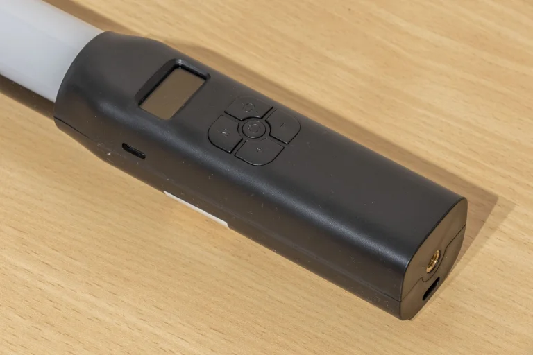 Test de barre lumineuse photo RVB BTFOOR H1/Ulanzi V119 4