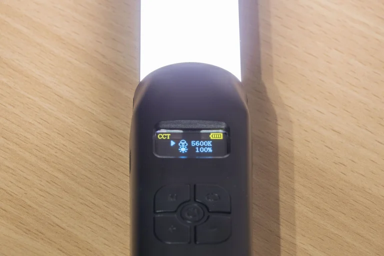 Test de barre lumineuse photo RVB BTFOOR H1/Ulanzi V119 5