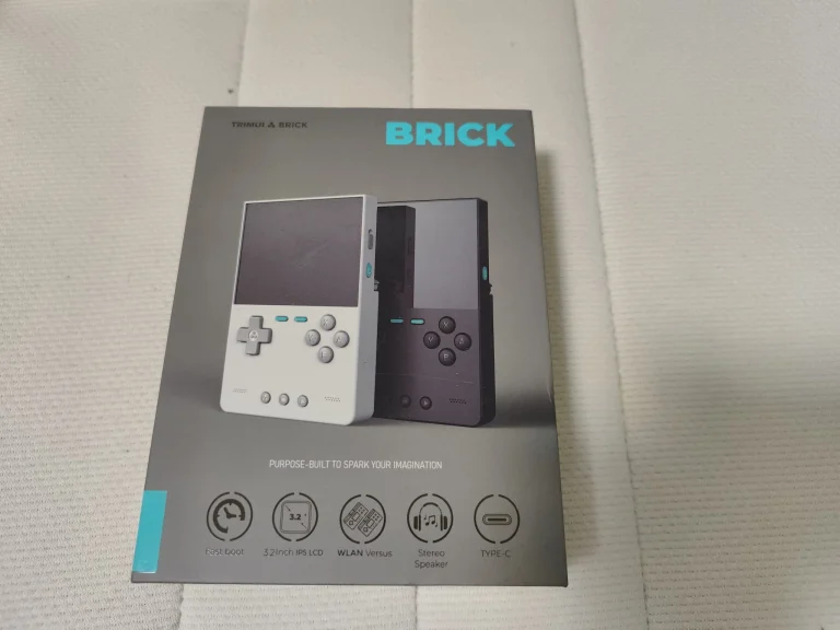 Test de la console de jeu rétro Trimui Brick 2