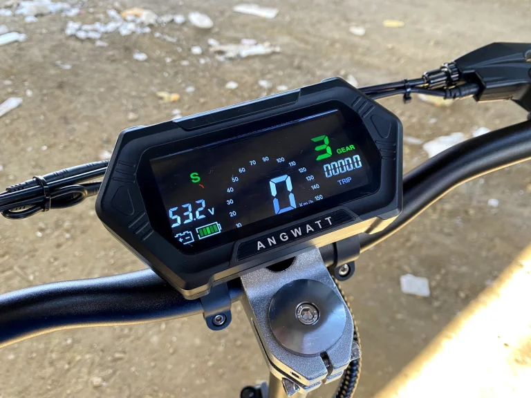 Essai du scooter électrique ANGWATT F1 26