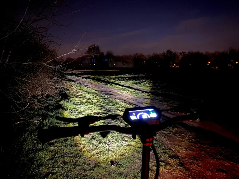 Essai du scooter électrique ANGWATT F1 28