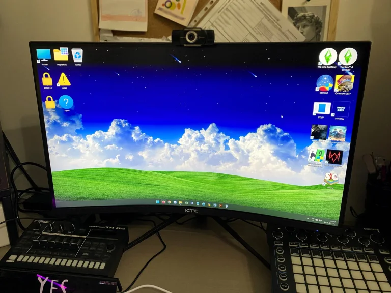 Prueba 27 del monitor para juegos KTC H25S27E