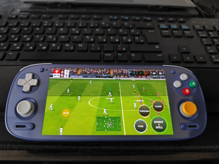 Test de la console de jeu Retroid Pocket 5 16