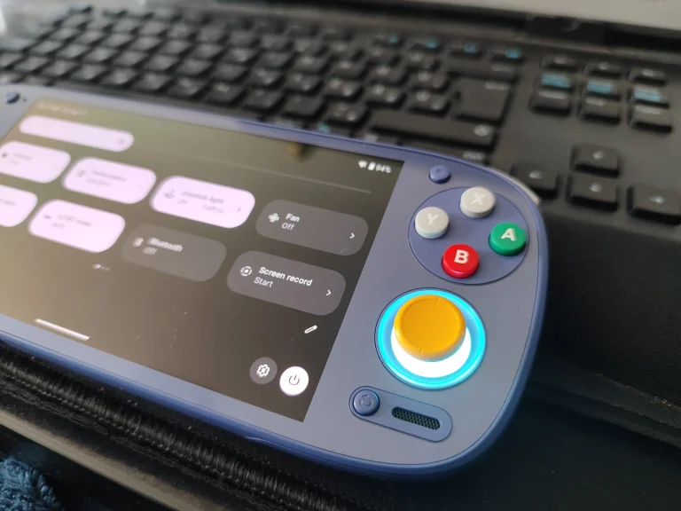 Test de la console de jeu Retroid Pocket 5 40