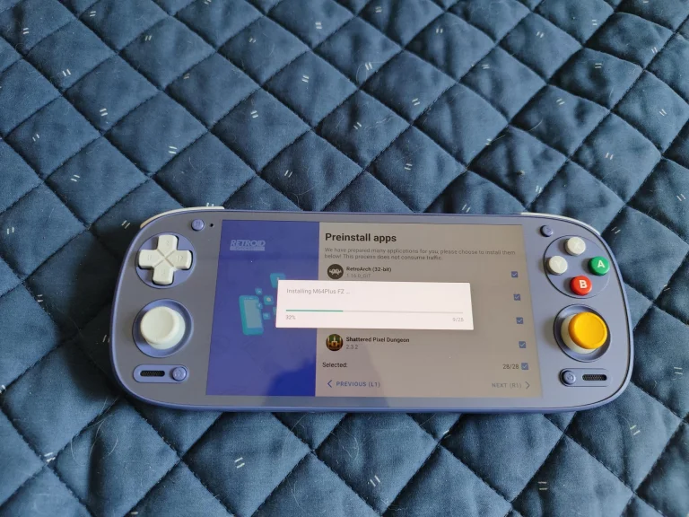 Test de la console de jeu Retroid Pocket 5 50