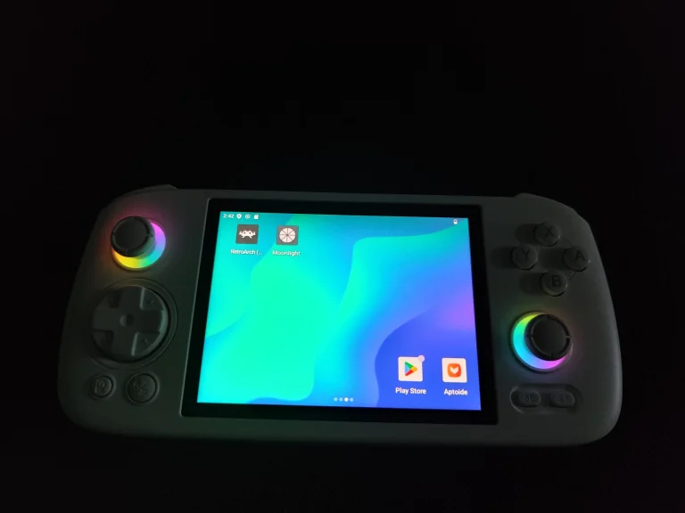 ANBERNIC RG 406H handheld game console test 17