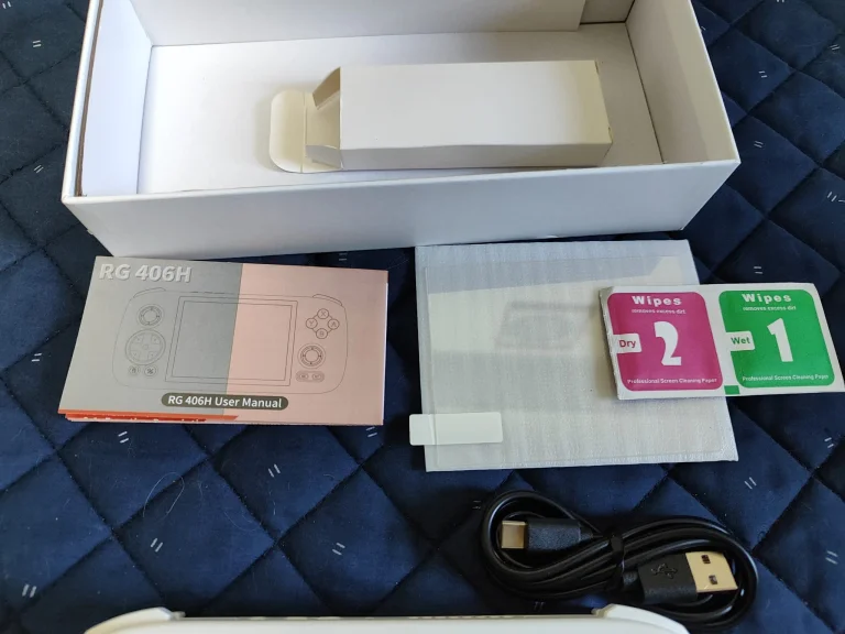 ANBERNIC RG 406H handheld game console test 4