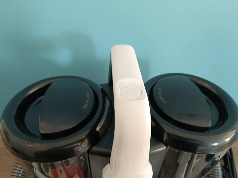 Prueba 5 del limpiador de tapicería Teendow C4