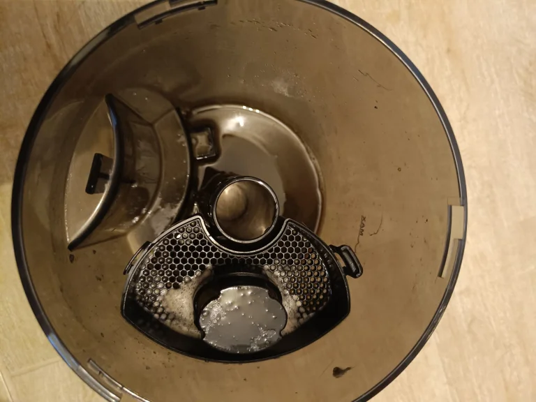 Prueba 5 del limpiador de tapicería Teendow C14
