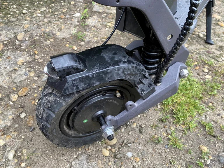Test du scooter électrique Ausom L2 Max 24