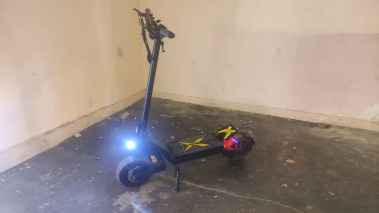 Prueba 10 del patinete eléctrico OOTD T46